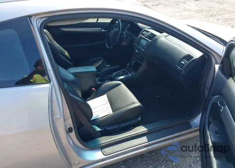 2004 Honda Accord 2.4 Ex from USA, damaged, VIN 1HGCM72714A001115